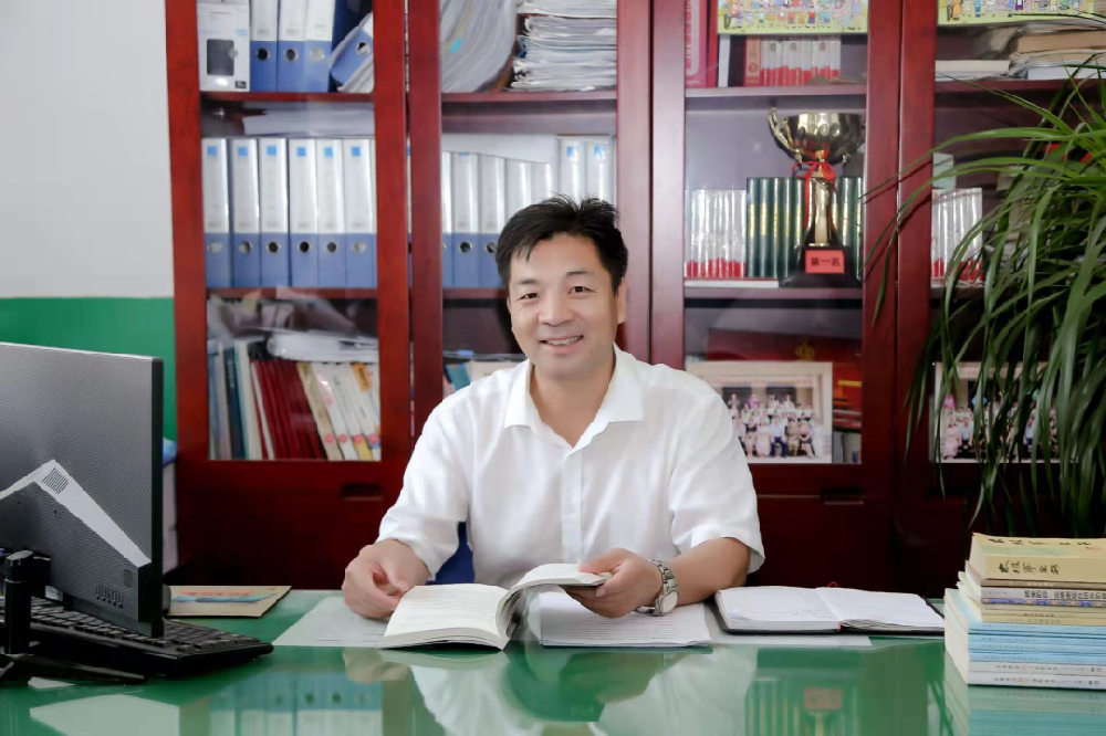 十个理由之三——一位好校长，一所好学校
